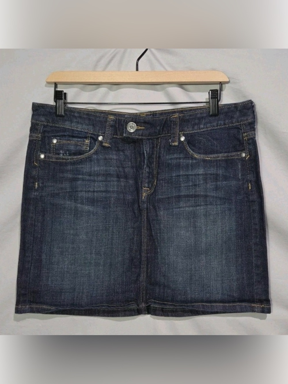 GAP Dark Blue Denim Mini Skirt Stretch size 8